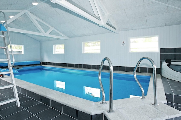 Foto van Zwembadparadijs in Helberskov - Vakantiehuis in Hadsund - Pool