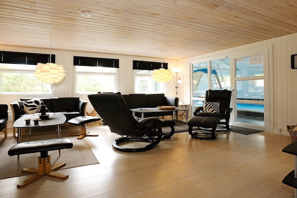 Foto van Zwembadparadijs in Helberskov - Vakantiehuis in Hadsund - Indoor