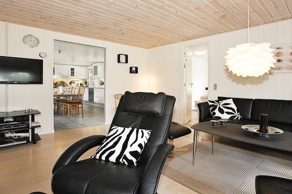 Foto van Zwembadparadijs in Helberskov - Vakantiehuis in Hadsund - Indoor