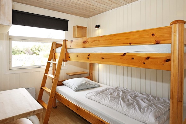 Foto van Zwembadparadijs in Helberskov - Vakantiehuis in Hadsund - Indoor