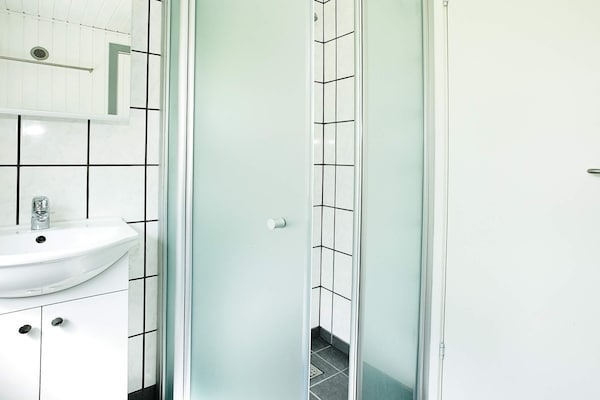 Foto van Zwembadparadijs in Helberskov - Vakantiehuis in Hadsund - Indoor