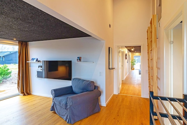 Foto van 14 persoons vakantie huis in Væggerløse-By Traum - Indoor