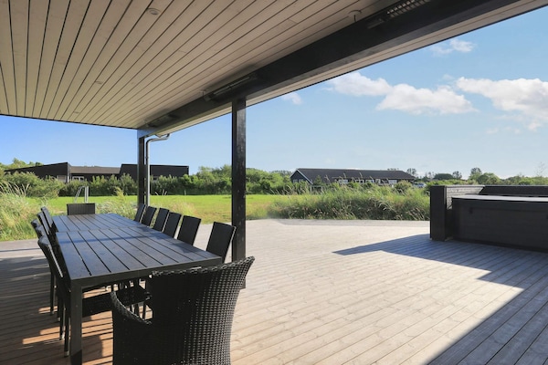 Foto van 14 persoons vakantie huis in Væggerløse-By Traum - Sauna