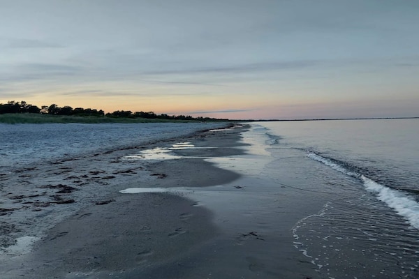 Foto van Luxe strandretraite in Væggerløse - Vakantiehuis in Væggerløse - WaterView