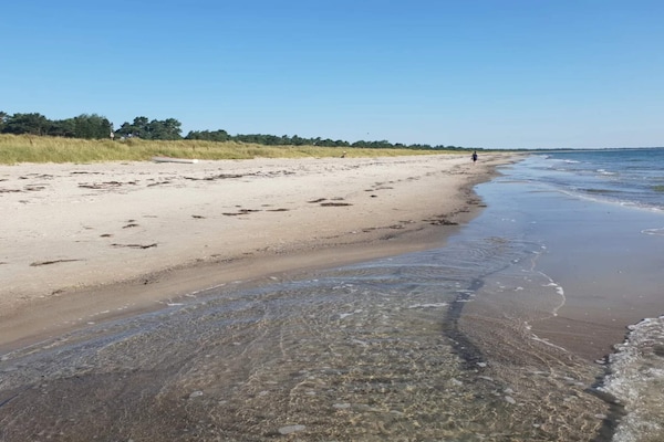 Foto van Luxe strandretraite in Væggerløse - Vakantiehuis in Væggerløse - WaterView