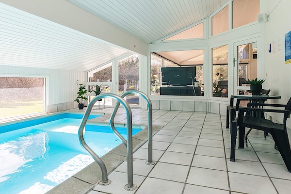 Foto van Luxe retraite in Lonstrup - Vakantiehuis in Hjørring - Pool