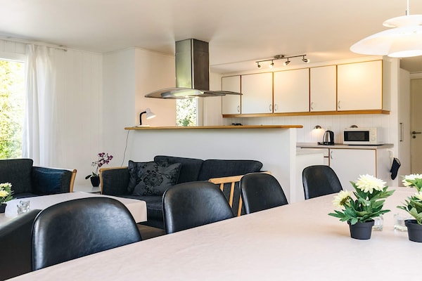 Foto van 14 persoons vakantie huis in Væggerløse-By Traum - Indoor