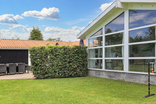 Foto van 14 persoons vakantie huis in Væggerløse-By Traum - View