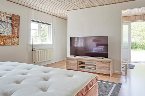 Foto van 14 persoons vakantie huis in Rønne-By Traum - Vakantiehuis in Rønne - Indoor