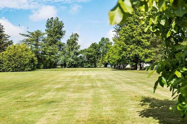 Foto van 14 persoons vakantie huis in Rønne-By Traum - Vakantiehuis in Rønne - Outdoor
