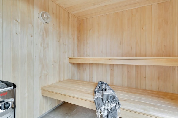 Foto van Luxe villa met zwembad -- By Traum Ferienwohnungen - Sauna