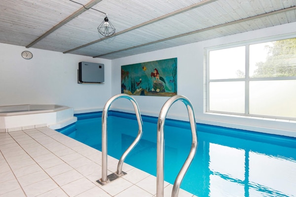 Foto van Luxe poolhouse vlakbij het strand - Vakantiehuis in Nordborg - Pool