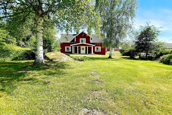 Foto van Boerderij bij meren en kust - Vakantiehuis in HÖGSBY - Outdoor
