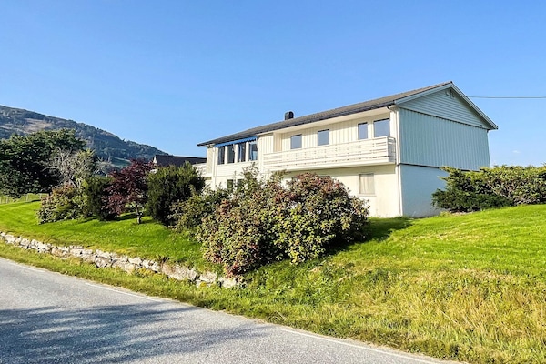 Foto van 12 Personen vakantie huis in Davik - Vakantiehuis in Davik - Outdoor