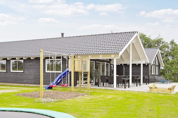 Foto van Luxe zwembadresort in Blavand - Vakantiehuis in Blåvand - Untagged