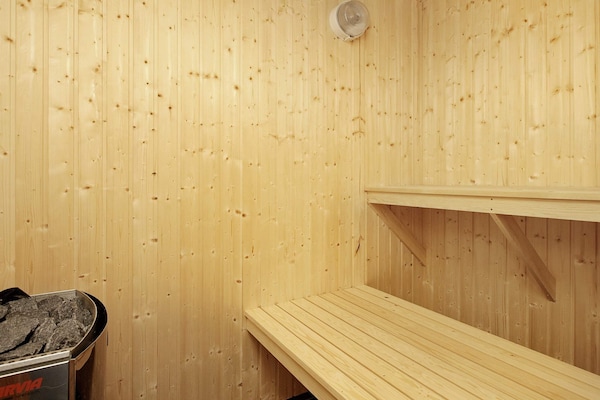 Foto van Luxe zwembadresort in Blavand - Vakantiehuis in Blåvand - Sauna