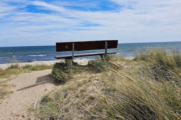 Foto van Luxe retraite met spa -- By Traum Ferienwohnungen - Vakantiehuis in Væggerløse - WaterView