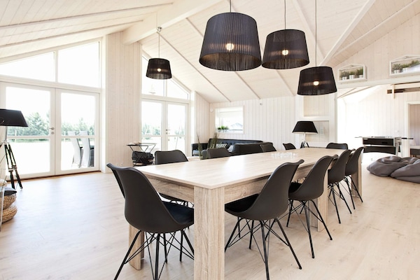 Foto van Luxe retraite met spa -- By Traum Ferienwohnungen - Vakantiehuis in Væggerløse - Indoor