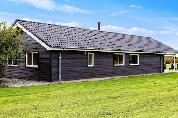 Foto van Luxe vakantieverblijf in Marielyst - Vakantiehuis in Idestrup - View