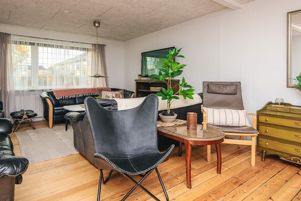 Foto van Activiteitenhuis midden in het internaat - Vakantiehuis in Bording - Indoor