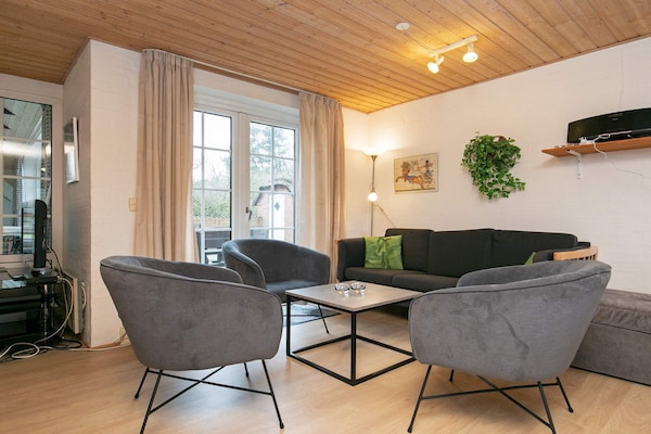 Foto van Luxe zwembad retraite -- By Traum Ferienwohnungen - Vakantiehuis in Ulfborg - Indoor