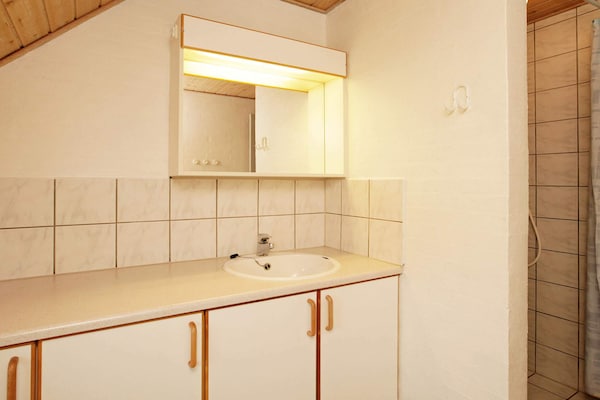 Foto van Luxe zwembad retraite -- By Traum Ferienwohnungen - Vakantiehuis in Ulfborg - Indoor