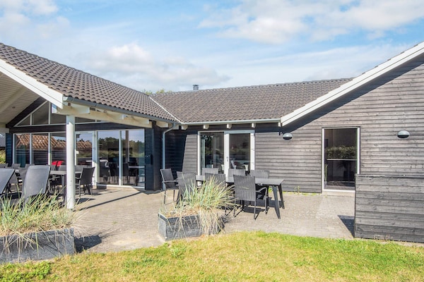 Foto van Luxe vakantieverblijf in Blavand - Vakantiehuis in Blåvand - View