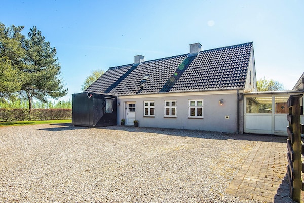 Foto van 14 Personen vakantie huis in Ribe - Vakantiehuis in Ribe - Outdoor