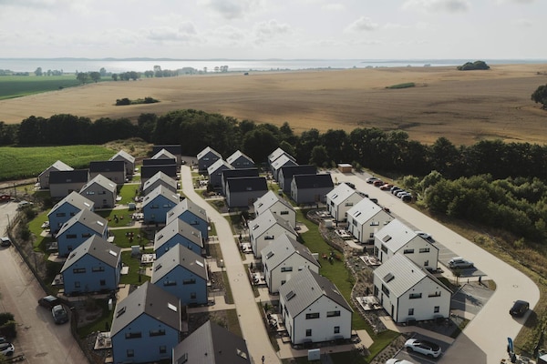 Foto van Comfortabel vakantiehuis met stijl - Vakantiehuis in SAGAD - Outdoor