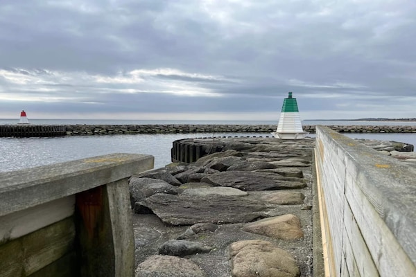 Foto van Luxe vakantieverblijf met zwembad - Vakantiehuis in Grenaa - WaterView