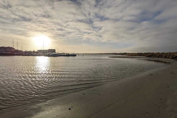 Foto van Luxe vakantieverblijf met zwembad - Vakantiehuis in Grenaa - WaterView