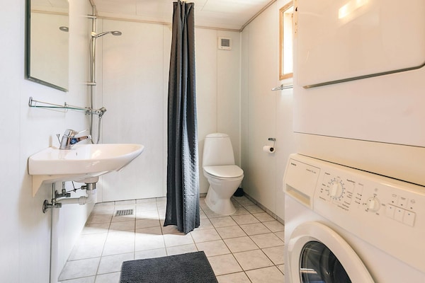 Foto van 10 persoons vakantie huis in Væggerløse-By Traum - Indoor