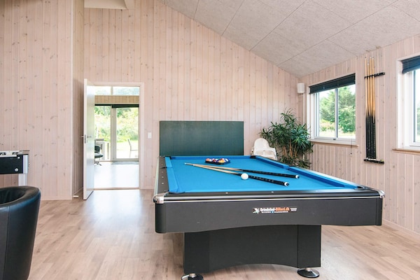 Foto van Luxe toevluchtsoord met zwembad in Blavand - Vakantiehuis in Blåvand - Indoor