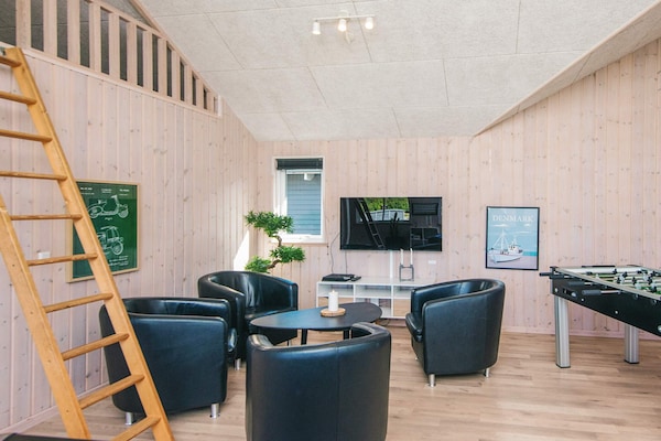 Foto van Luxe toevluchtsoord met zwembad in Blavand - Vakantiehuis in Blåvand - Indoor
