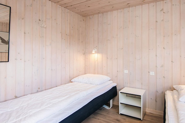 Foto van Luxe toevluchtsoord met zwembad in Blavand - Vakantiehuis in Blåvand - Indoor
