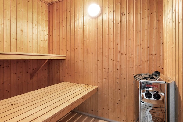 Foto van Luxe zwembadresort in Henne - Vakantiehuis in Henne - Sauna