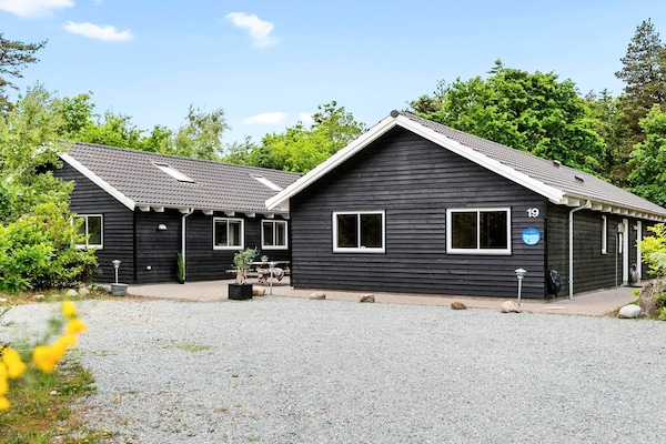 Foto van Luxe zwembadresort in Henne - Vakantiehuis in Henne - View