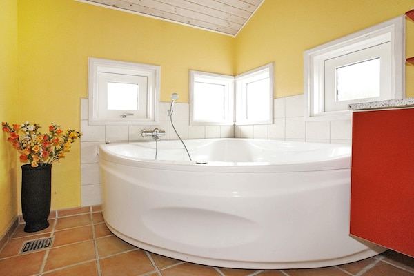 Foto van 10 persoons vakantie huis in Hadsund - Vakantiehuis in Hadsund - Spa