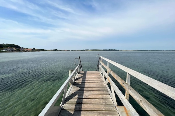 Foto van Luxe retraite bij strand -- By Traum Ferienwohnungen - WaterView