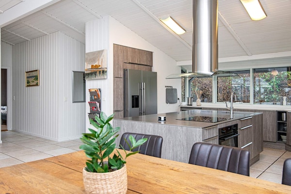 Foto van Luxe retraite bij strand -- By Traum Ferienwohnungen - Indoor