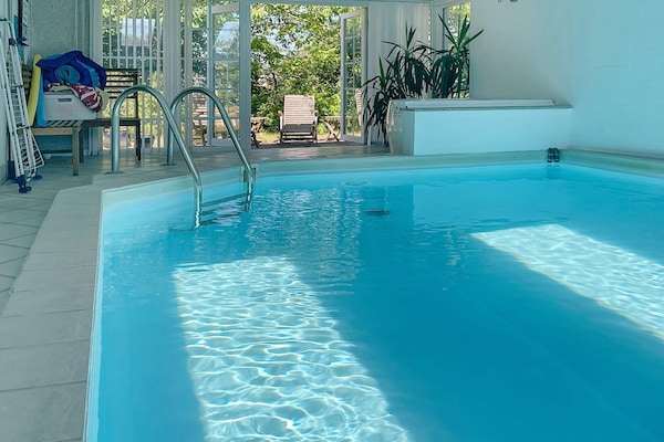 Foto van Rustige oase met zwembad - Vakantiehuis in Ørsted - Pool