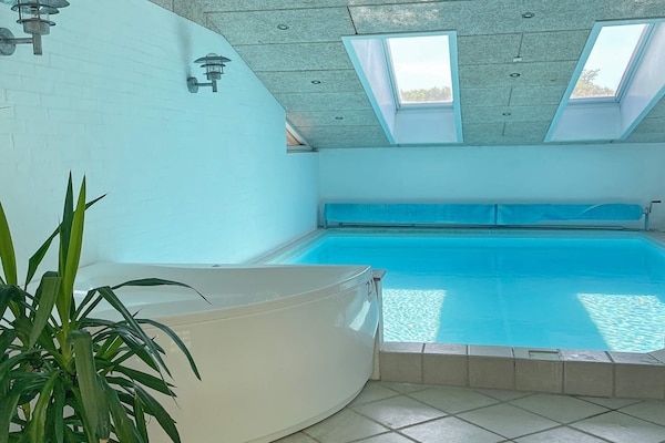 Foto van Rustige oase met zwembad - Vakantiehuis in Ørsted - Pool