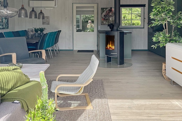 Foto van Rustige oase met zwembad - Vakantiehuis in Ørsted - Indoor
