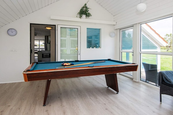 Foto van Luxe vakantieverblijf met zwembad - Vakantiehuis in Glesborg - Indoor