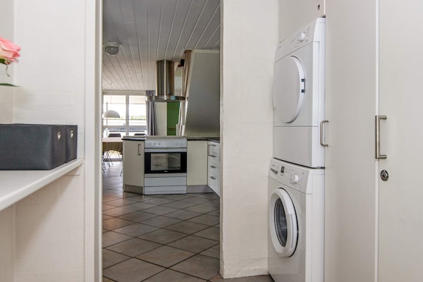 Foto van Luxe vakantieverblijf met zwembad - Vakantiehuis in Glesborg - Indoor
