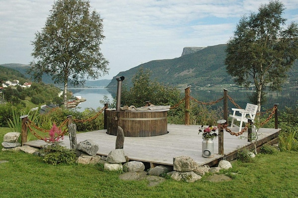 Foto van 11 persoons vakantie huis in Syvde - Vakantiehuis in Syvde - Spa