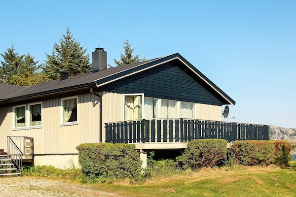 Foto van 12 persoons vakantie huis in Kvenvær - Vakantiehuis in Kvenvær - Outdoor