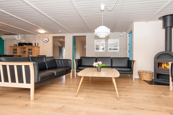 Foto van Luxe strandhuis met zwembad - Vakantiehuis in Nordborg - Indoor