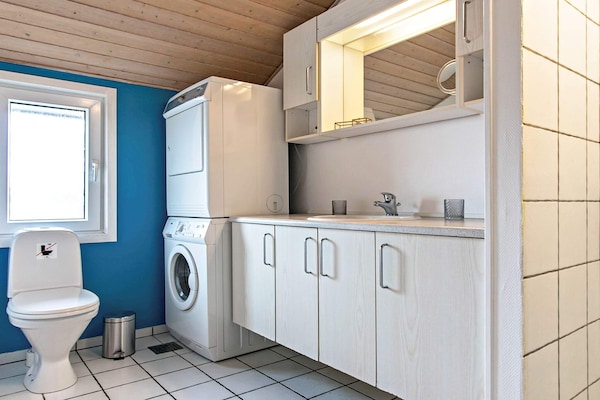 Foto van Luxe strandhuis met zwembad - Vakantiehuis in Nordborg - Indoor