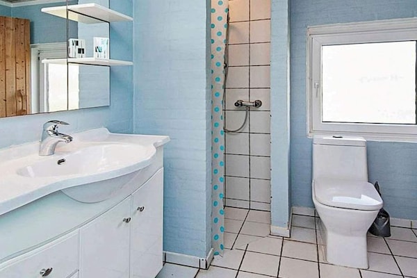 Foto van Luxe strandhuis met zwembad - Vakantiehuis in Nordborg - Indoor